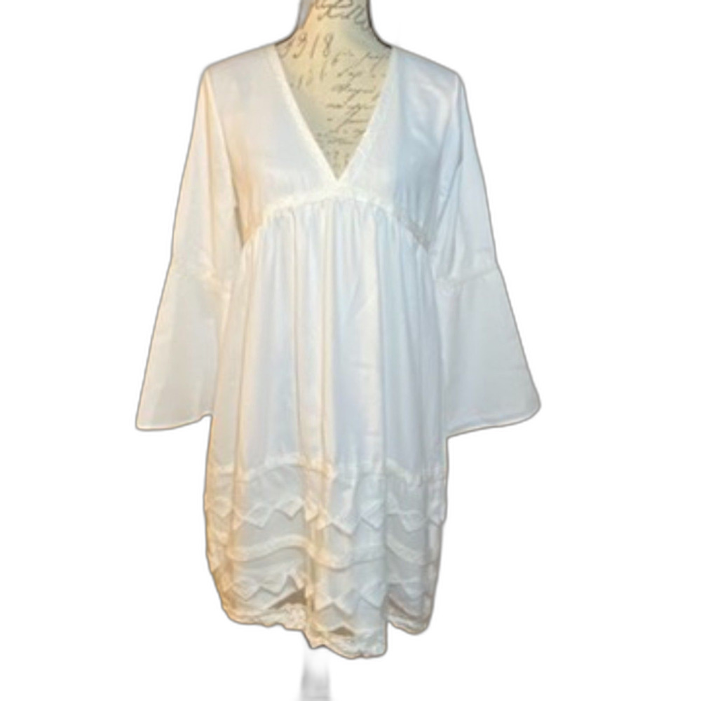Unknown Brand White Embroidery Flare Sleeve Dress Size S